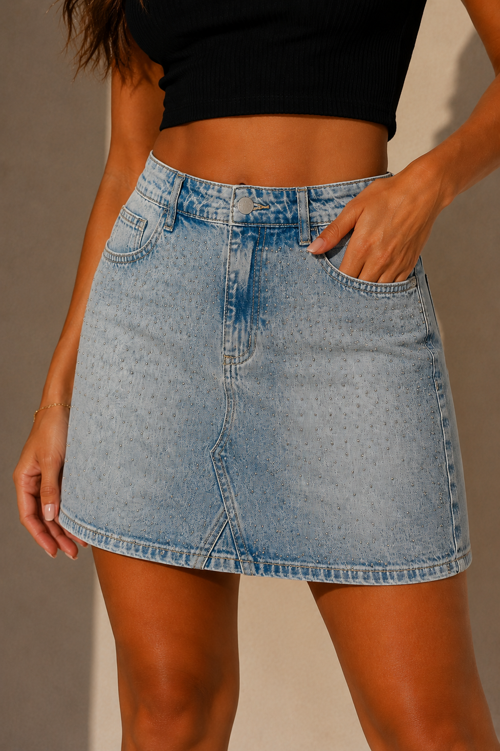 Saia Jeans Curta com Strass